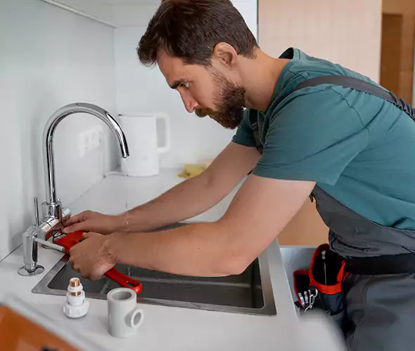 Professional Faucet Replacement Specialist in Lake Elsinore, CA: Schedule Affordable Faucet Replacement Services with Us